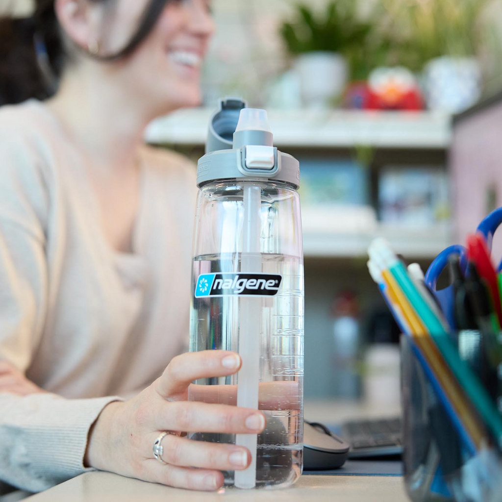 24oz FreshFlow Straw Bottle